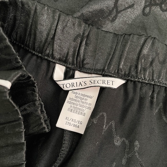 Size XL Victoria's Secret Black Satin Pants NWOT Silky Lounge Comfy - Picture 5 of 5